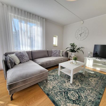 City Center Bright Home Tallin Exterior foto