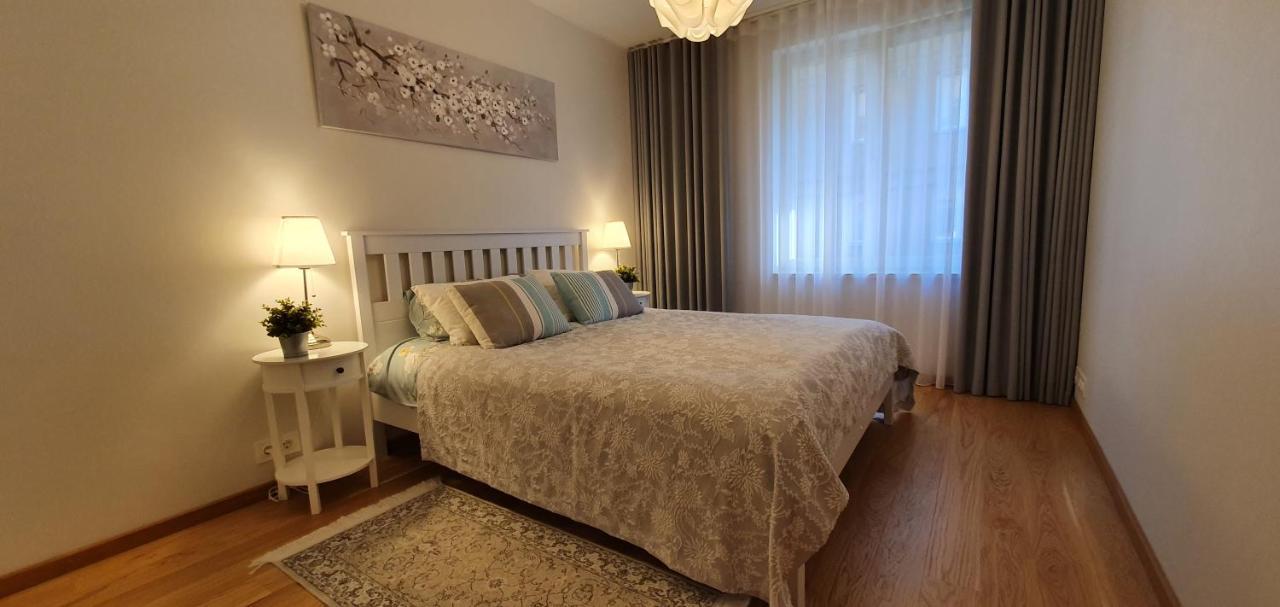 City Center Bright Home Tallin Exterior foto
