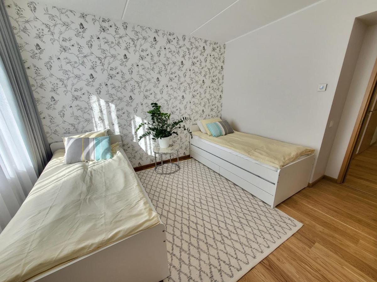 City Center Bright Home Tallin Exterior foto